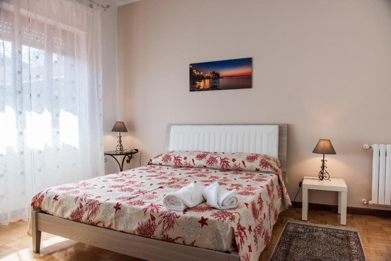 La Castellese Bed and Breakfast Aci Castello Buitenkant foto