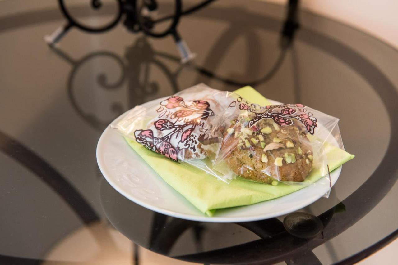 La Castellese Bed and Breakfast Aci Castello Buitenkant foto