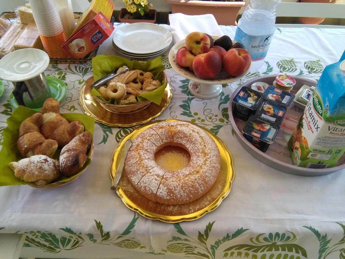 La Castellese Bed and Breakfast Aci Castello Buitenkant foto